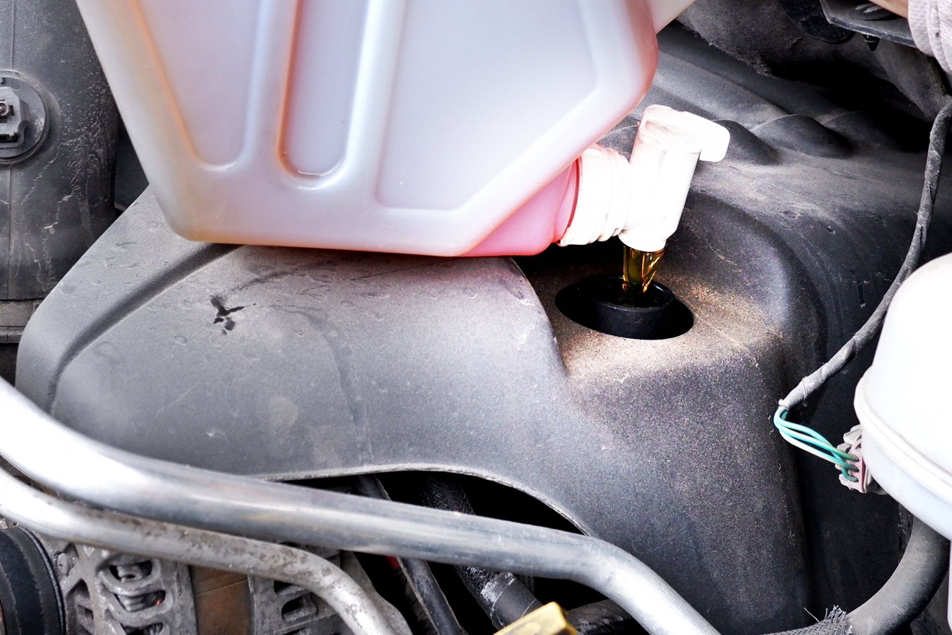 バイクタンクの錆取り剤おすすめ5選|燃料タンク内のサビに有効な バイクタンクの錆取り剤おすすめ5選|燃料タンク内のサビに有効な